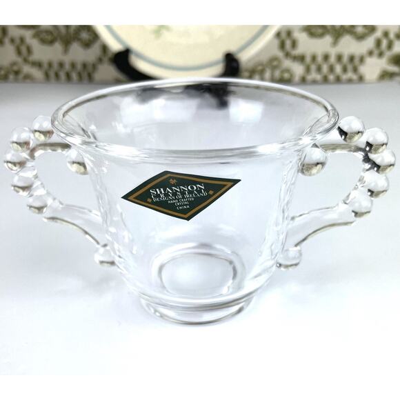 Chesterfield Clear Glass Sugar and Creamer Set with Tray, Godinger Silver Art Co - Picture 5 of 9